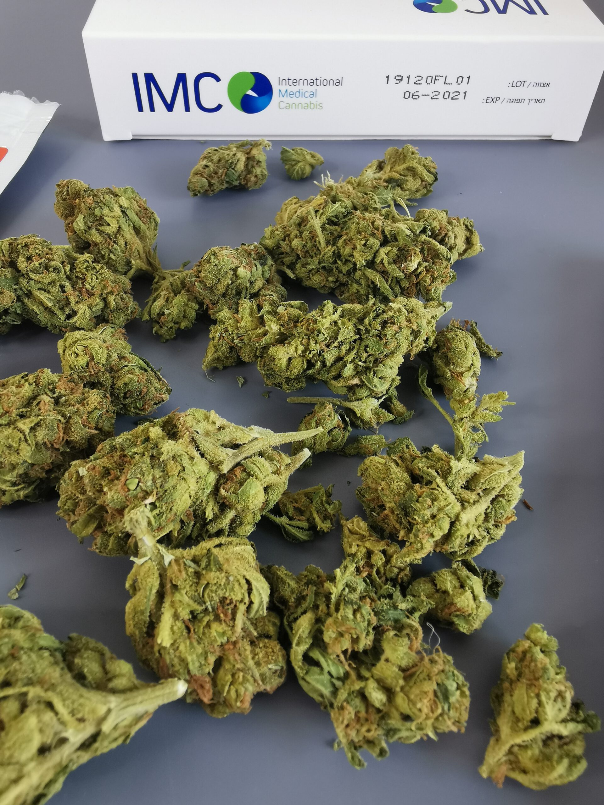 Dq סאטיבה T15 C3 Imc תפרחות קנאביס קנאליסט